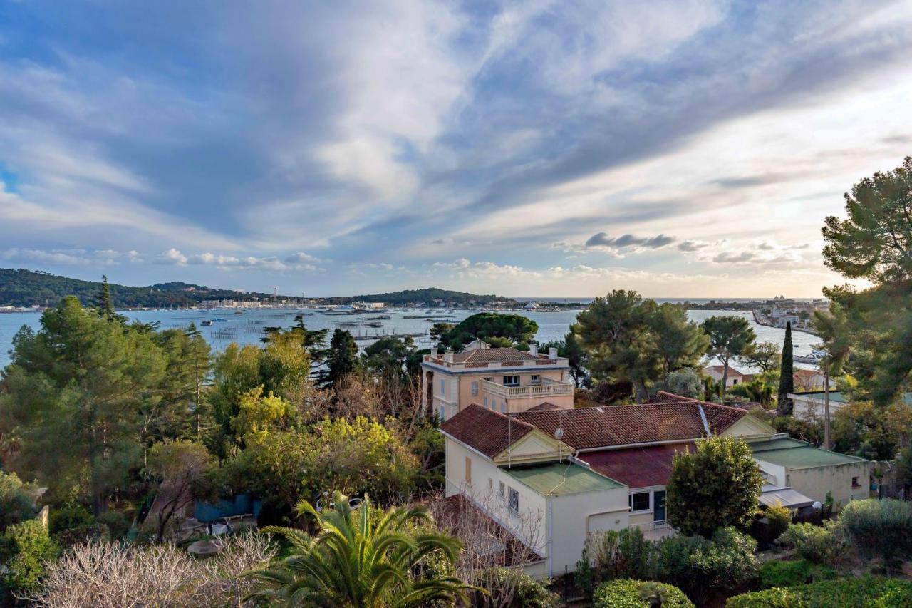 Studio Avec Vue Mer Et Terrasse La Seyne-sur-Mer Buitenkant foto